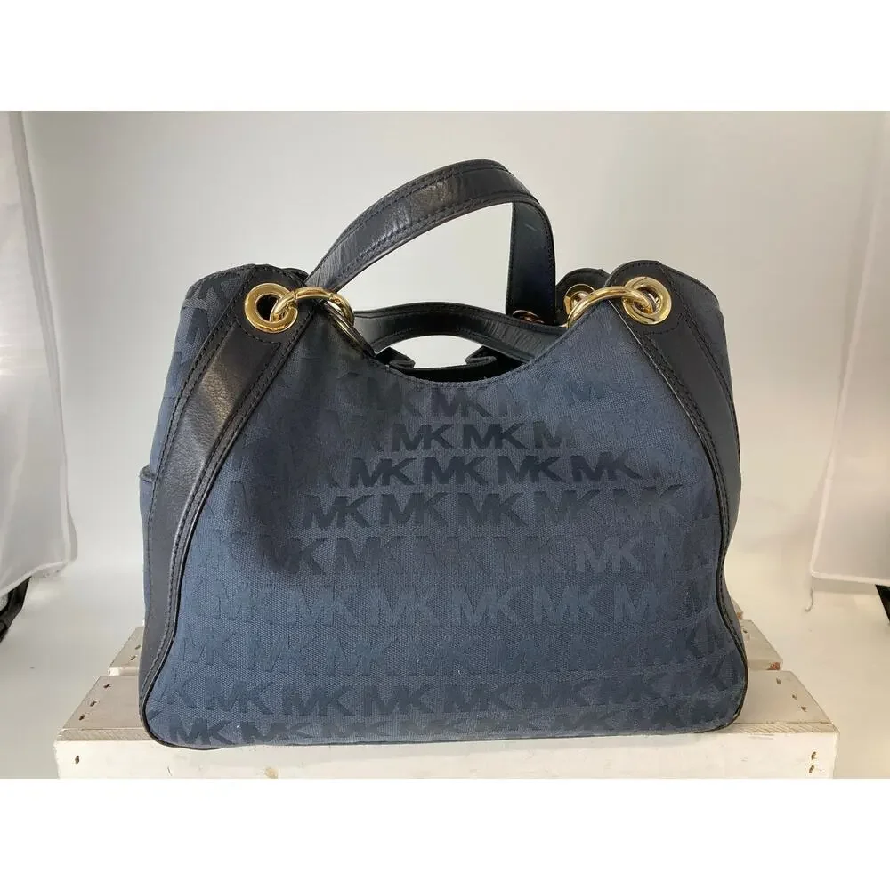 MICHAEL KORS LARGE NAVY CANVAS SIGNATURE PRINT SHOULDER BAG